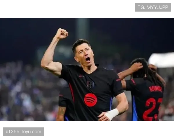 莱万多夫斯基与巴萨续约谈判进入关键阶段，新协议或将达成