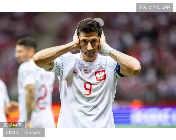 莱万多夫斯基再创佳绩助球队赢得关键胜利