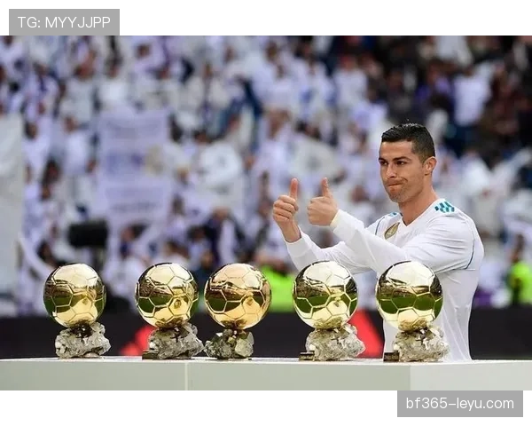 足球巨星荣耀背后的奋斗轨迹:职业生涯揭秘与行业趋势分析 足球巨星荣耀背后的奋斗轨迹:职业生涯揭秘与行业趋势分析