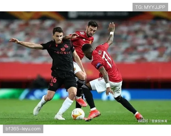 曼联防守体系漏洞频出，对赛季关键战能力与竞争格局构成明显制约